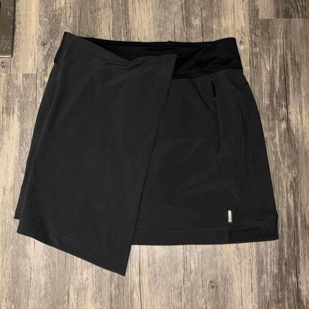 REI Co-op Sz XS Screeline black Hiking Camp Skirt Skort UPF 50+ Stretch Women's - Picture 2 of 6